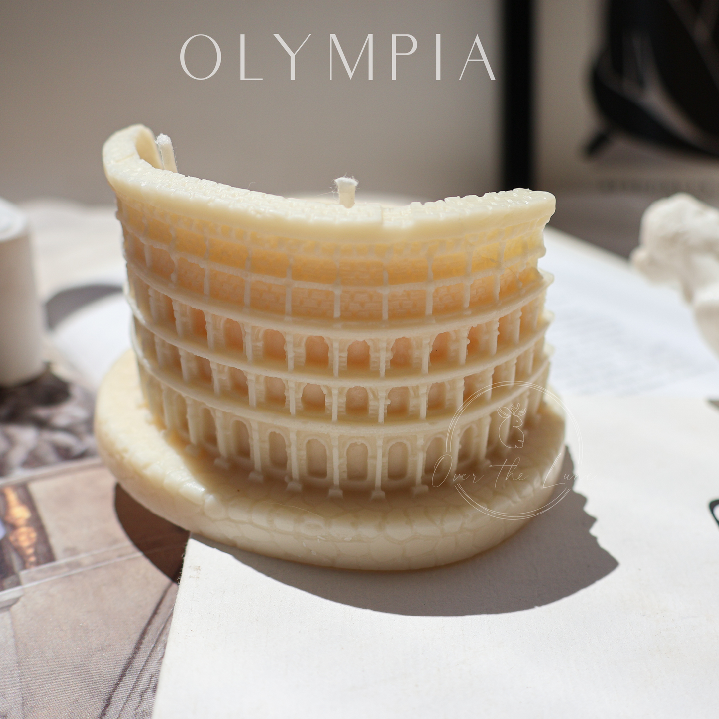 Colosseum Candle