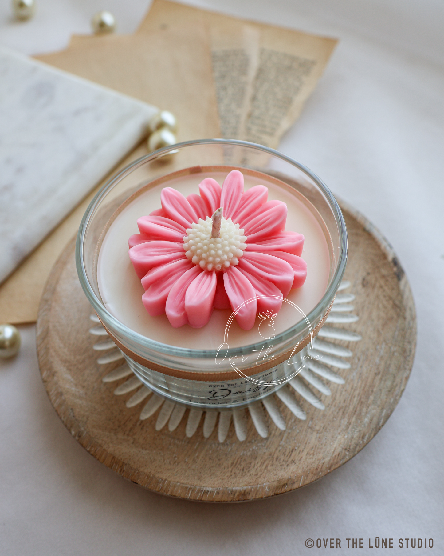 Daisy Clear Glass Jar Candle