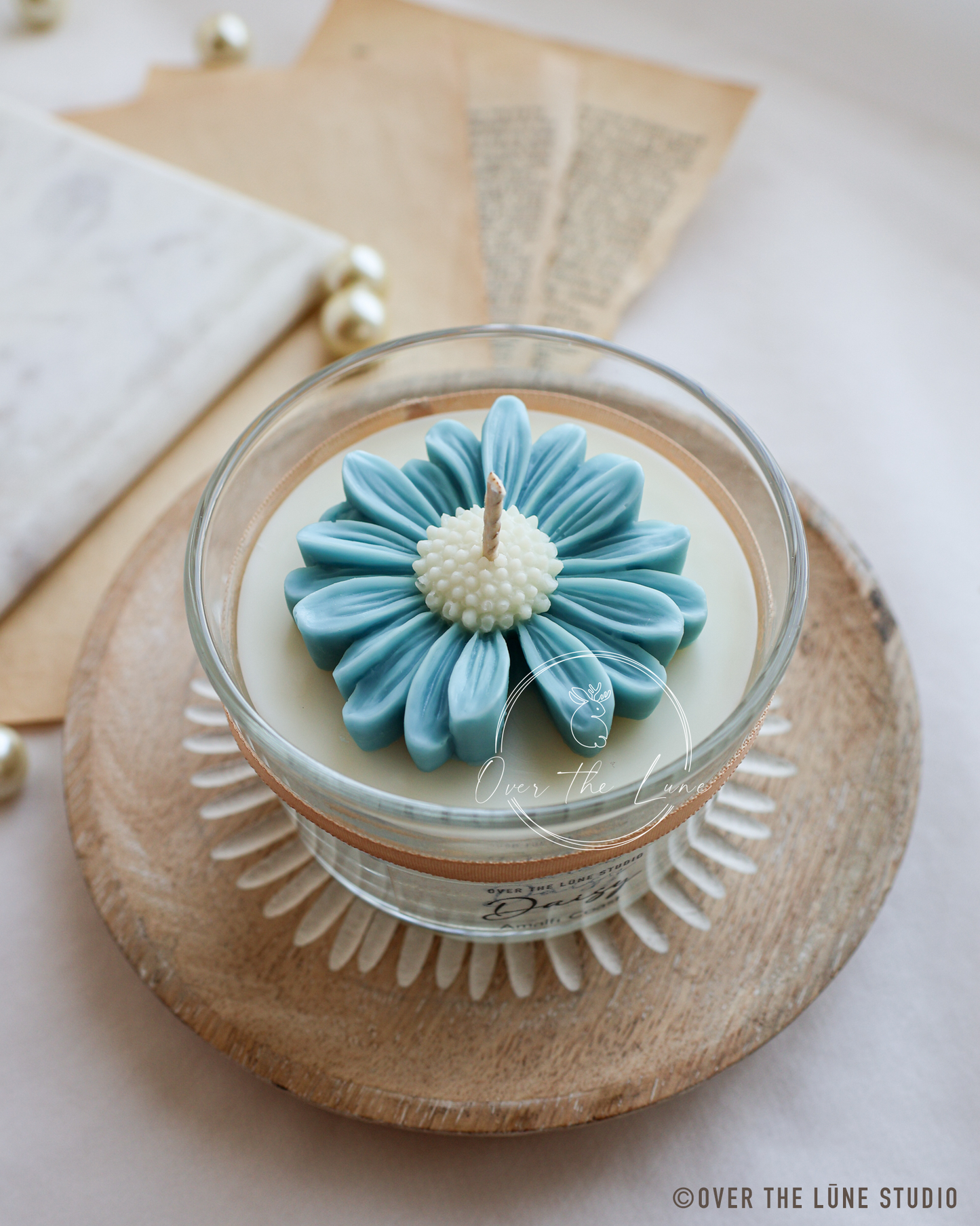 Daisy Clear Glass Jar Candle