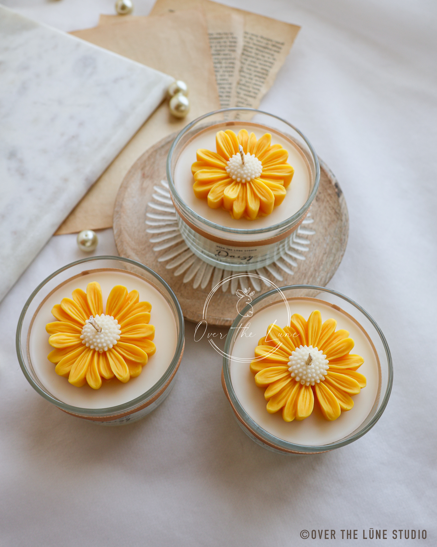 Daisy Clear Glass Jar Candle