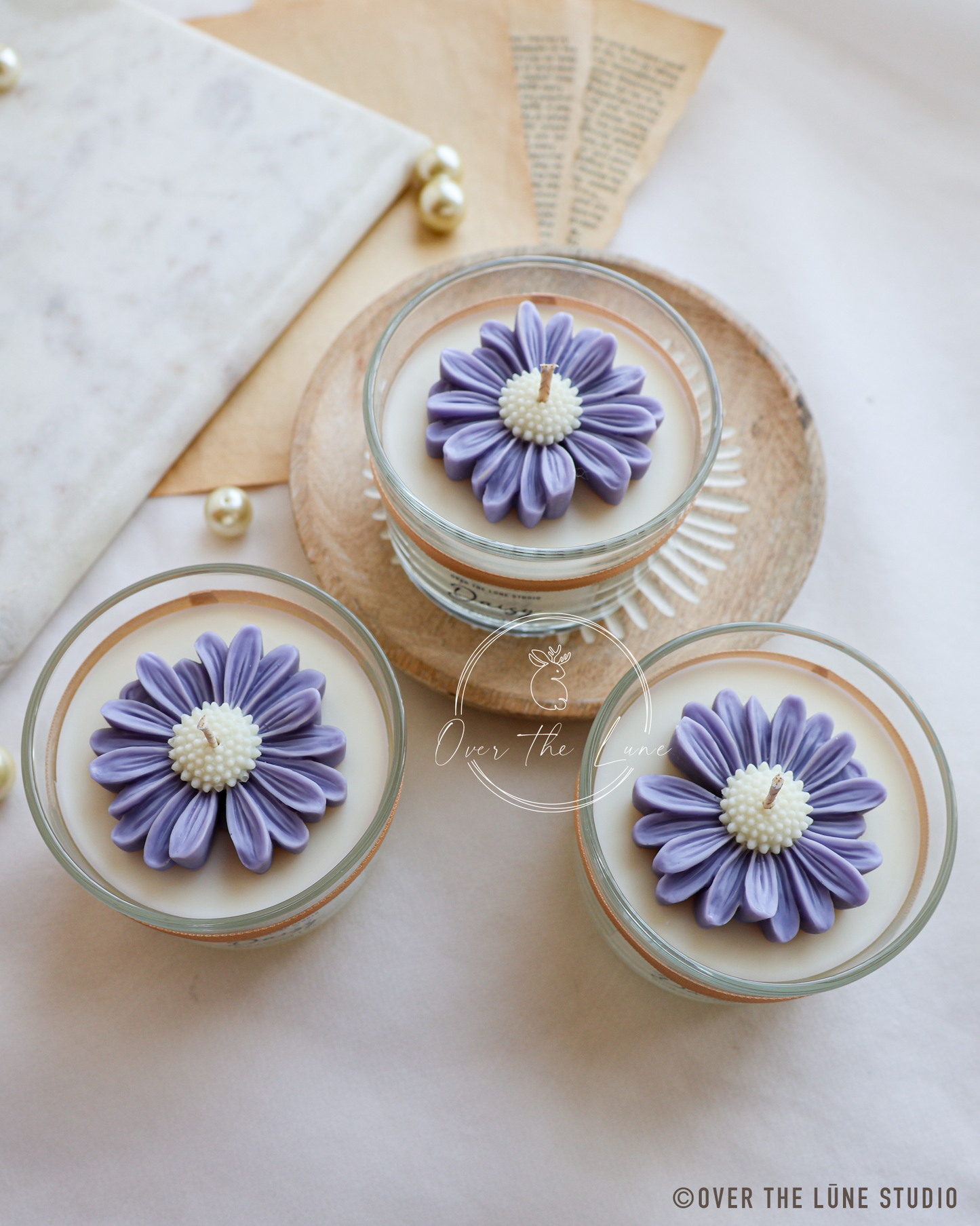 Daisy Clear Glass Jar Candle