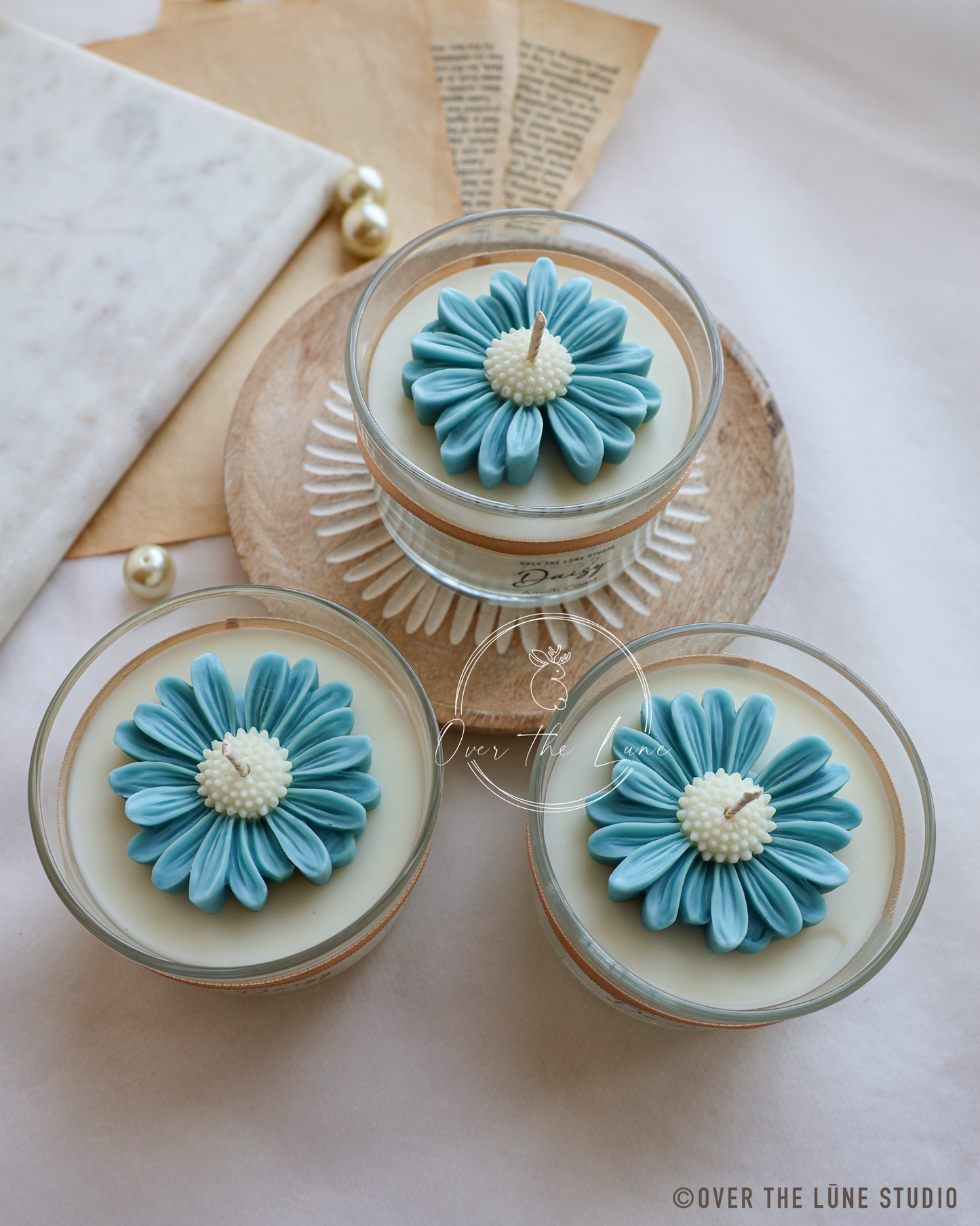 Daisy Clear Glass Jar Candle