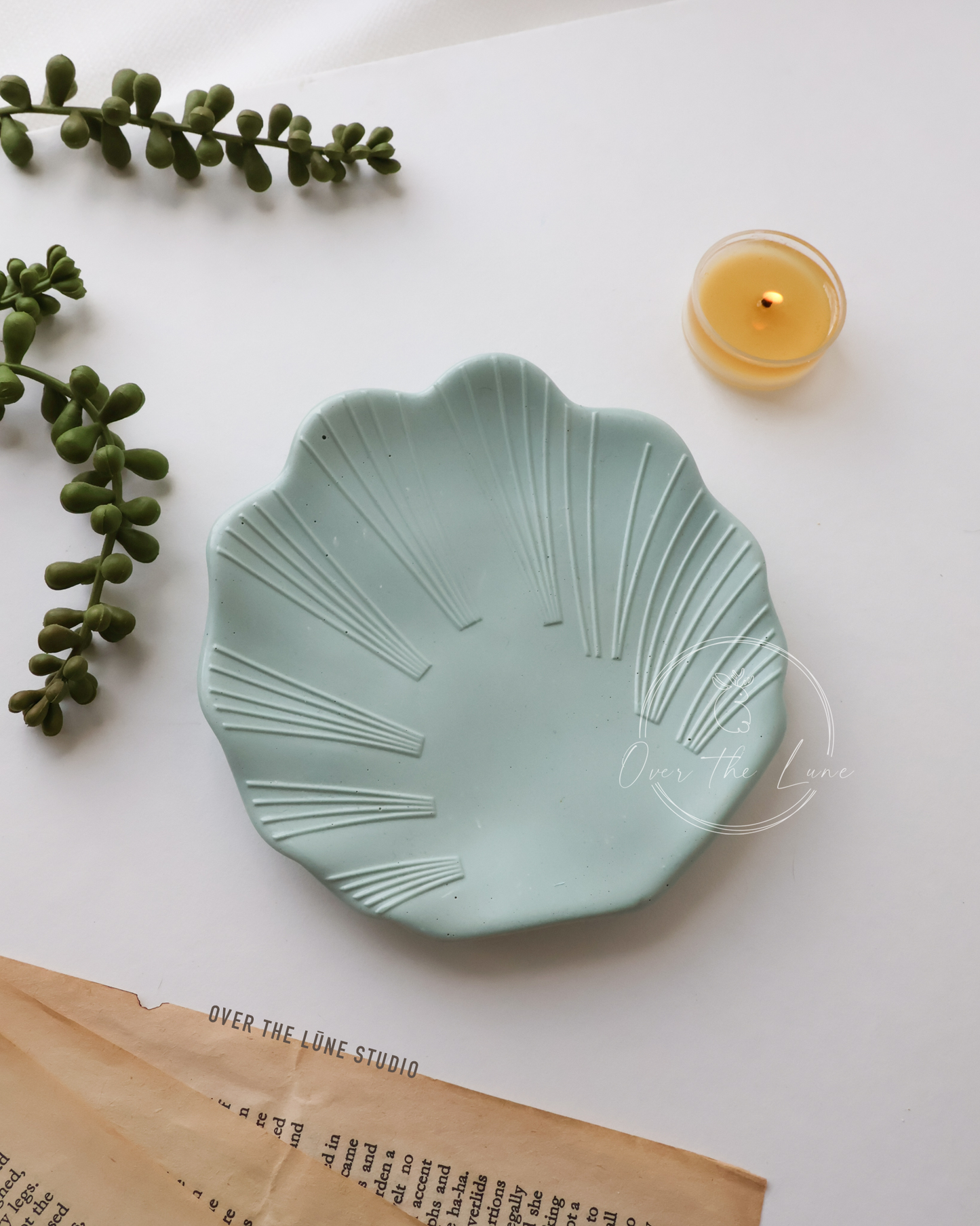 Feather Stone Tray