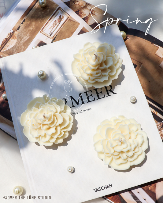 Camillia Flower Floating Candle