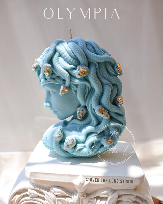 Medusa Candle