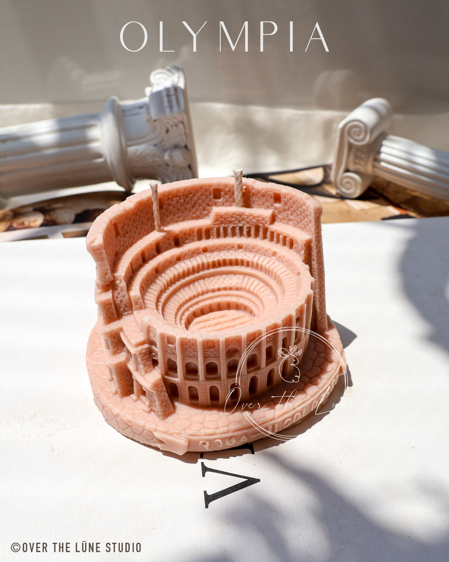 Colosseum Candle