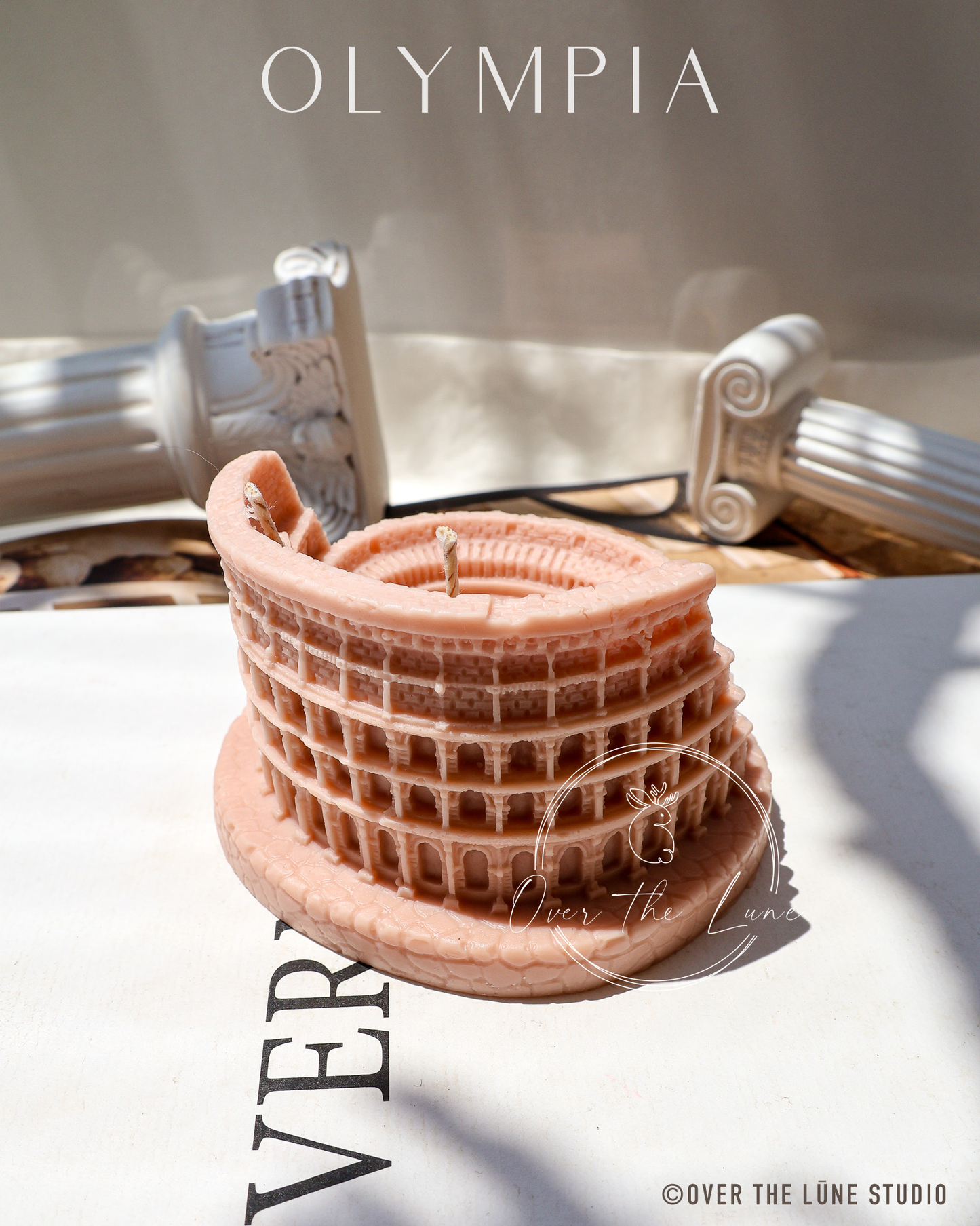 Colosseum Candle