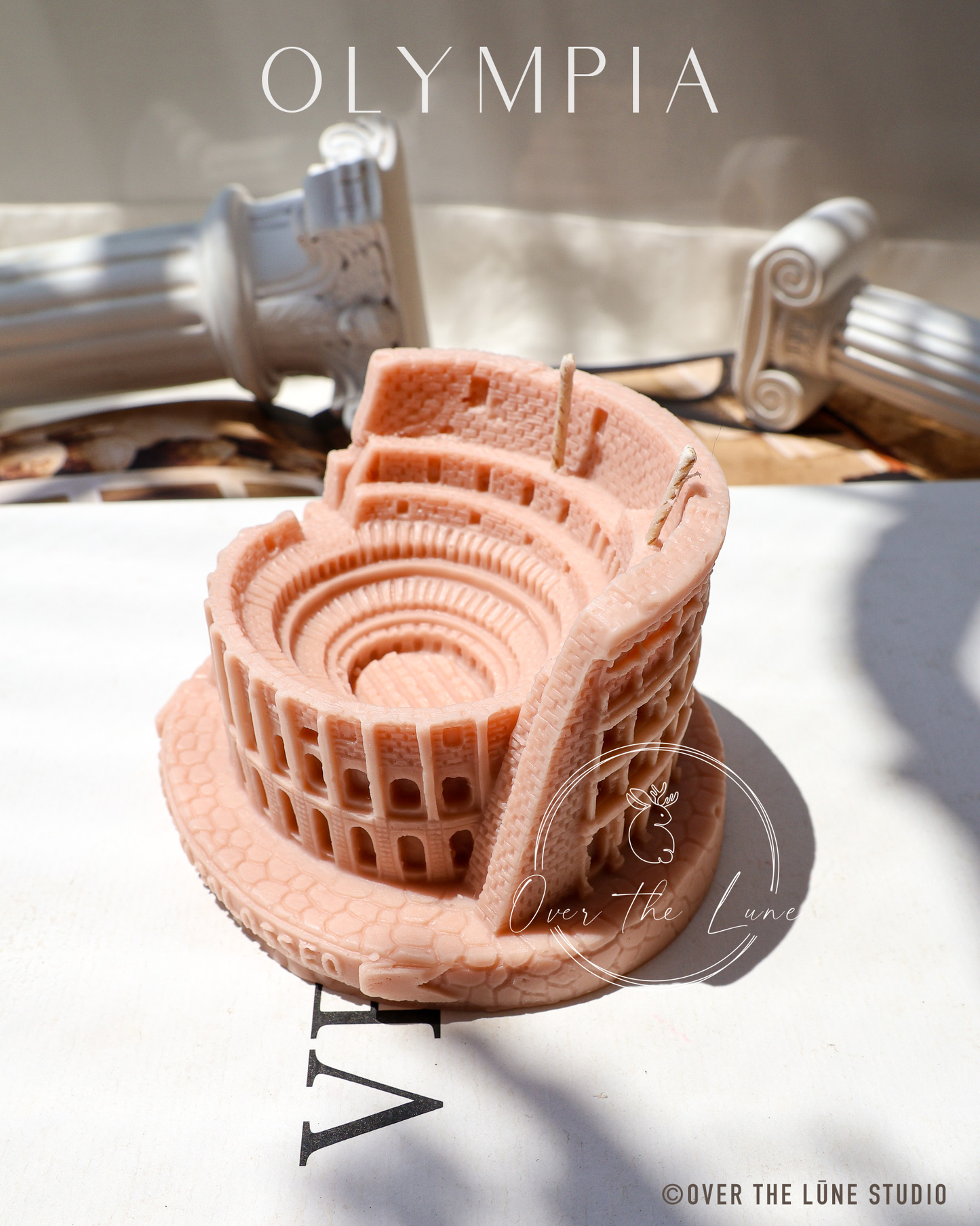 Colosseum Candle