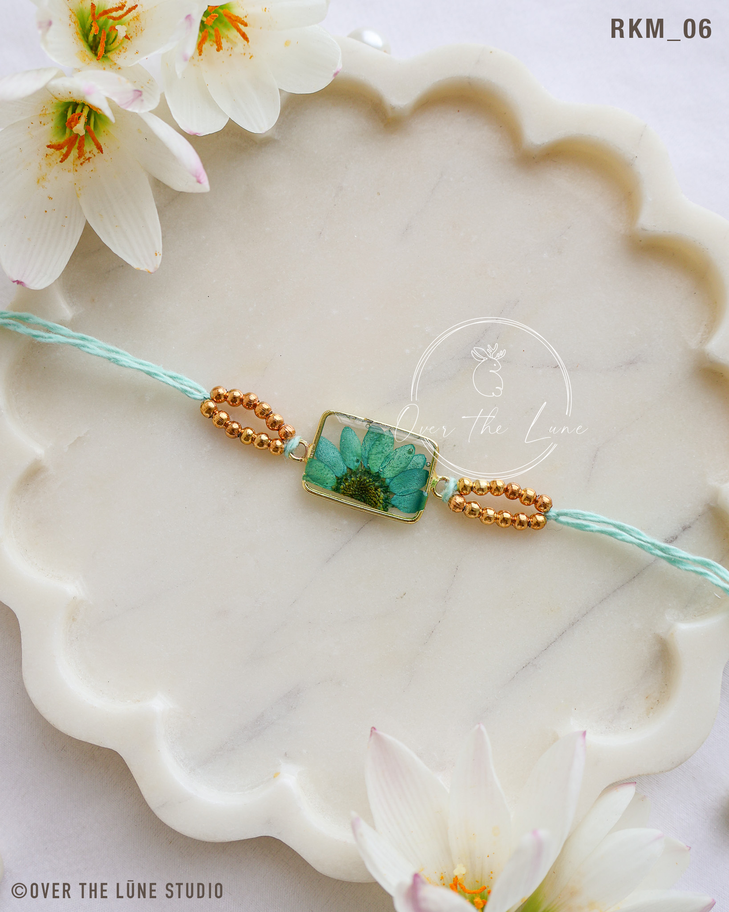 Rakhis - Medium