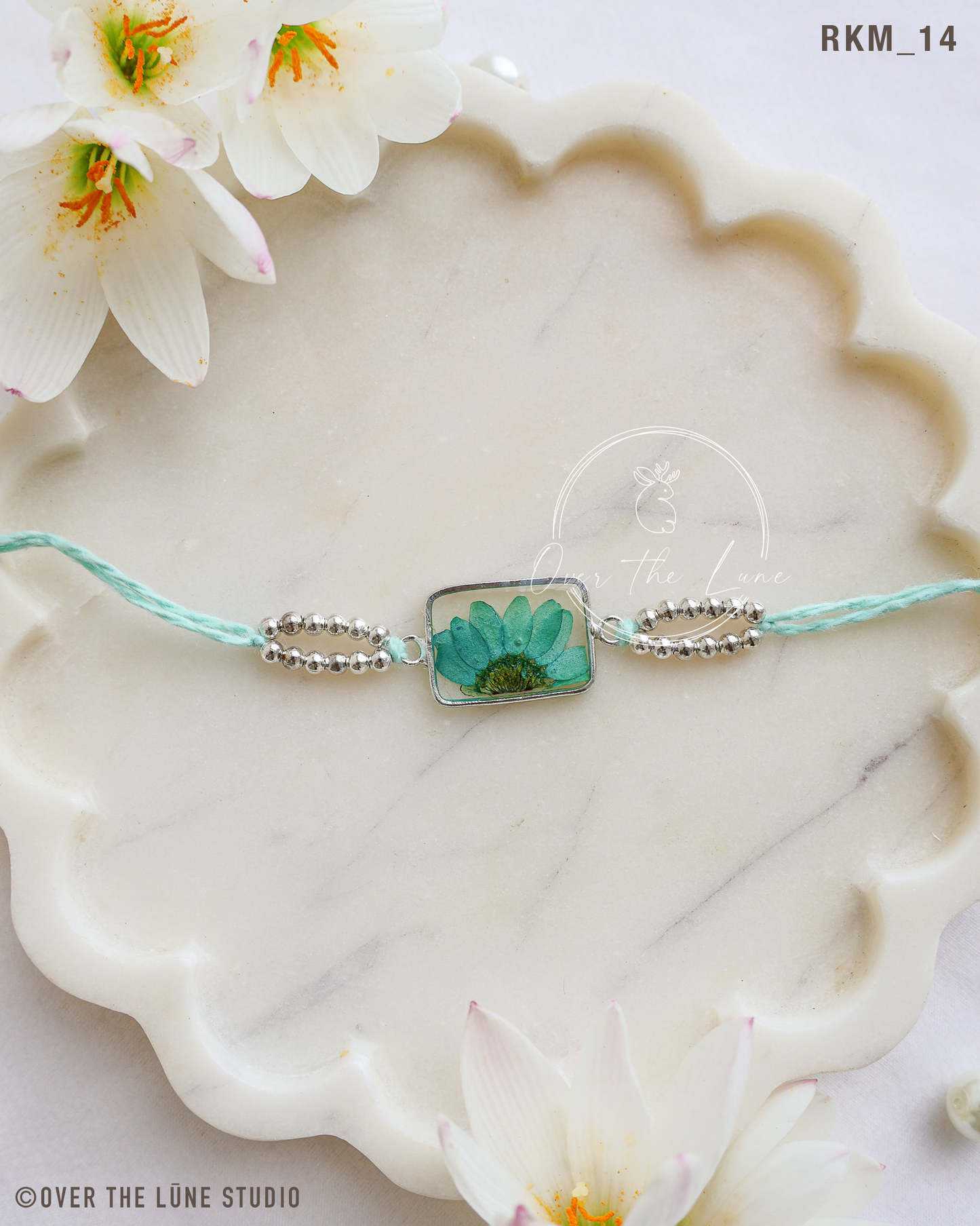 Rakhis - Medium