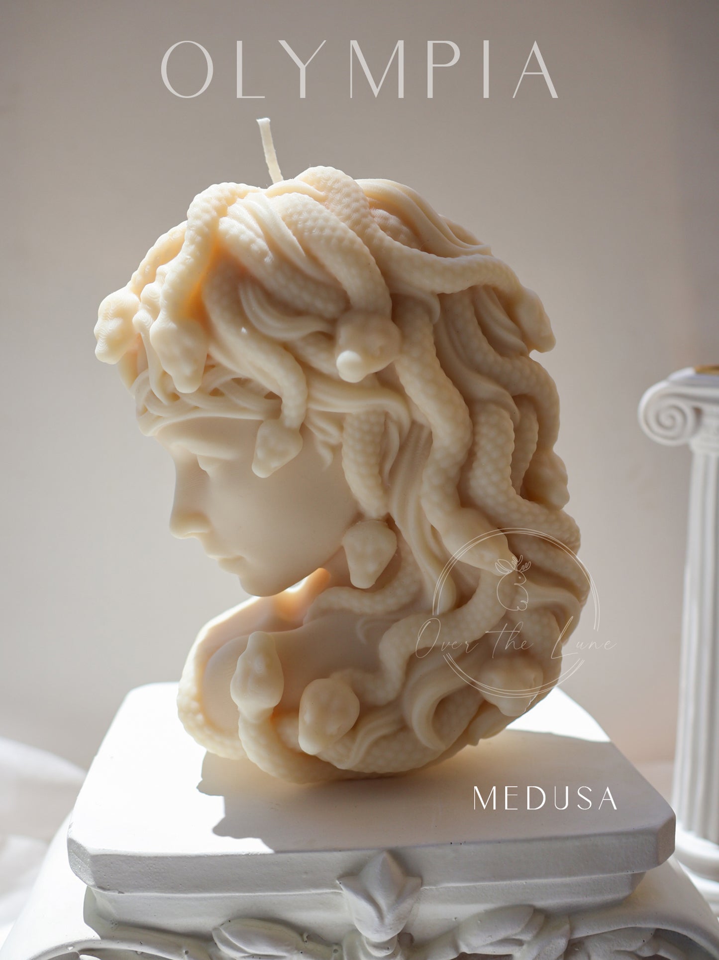 Medusa Candle